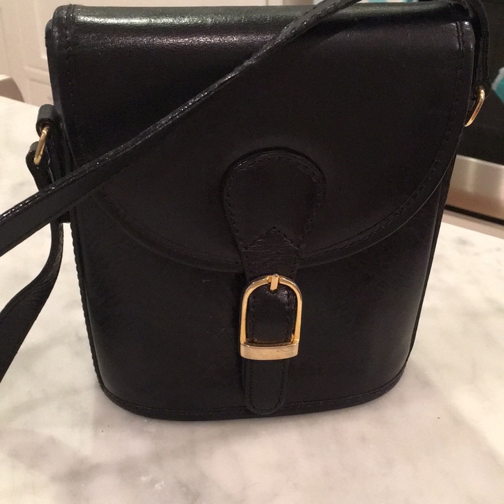 Small over the shoulder hand bag